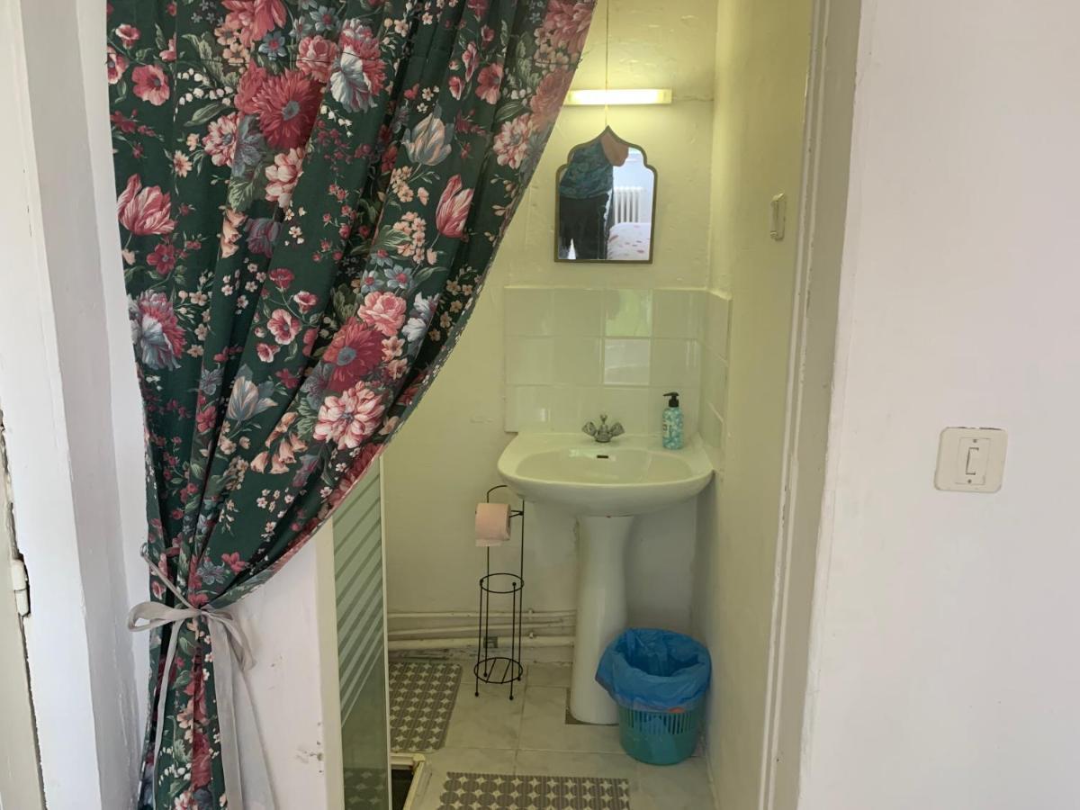 Chambres D'Hotes La Chaumiere Coulonges  Екстериор снимка
